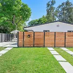Heart Of Miami W Pool & Close To Beach