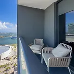 Apt W Pool, Gym, And Balcony Next To Kaseya Center