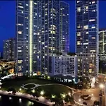 37Th Floor Luxurious Unit With Bay & Pool View Free Spa
