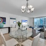 Iconic 1Br Highrise Condo Brickell-Freeparking