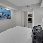 Star Dust! Heart Of Miami Dream Stay! 4 Br