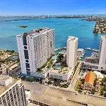 Sin City! Brand New And Water View!