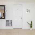 Tranquil Retreat Private Room With Homey Vibes