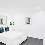 Miami Designer Apartment Unit 3