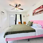Spacious Studio Heart Of Miami