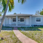 7 Mi To Surfside Beach Pet-Friendly Unit In Miami