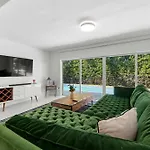Spacious Retreat Sleeps 12 Private Pool Fire Pit