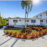 Stylish 1-Br Apartment In The Heart Of Miami