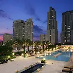 Luxury Apartments At 50 Biscayne