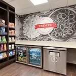 Hampton Inn Miami Airport East