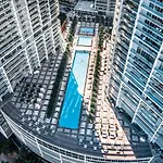 Brickell Avenue Urban Resort