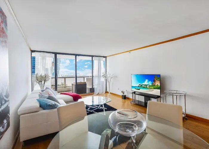 Stunning Balcony Views 3 bedroom