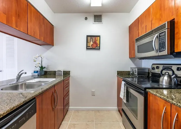 Beautiful 3 Bedroom Apartment In Brickell Miami