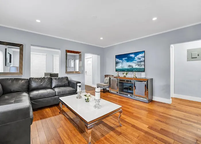 Very Modern Buena Vista Gem Near Wynwood