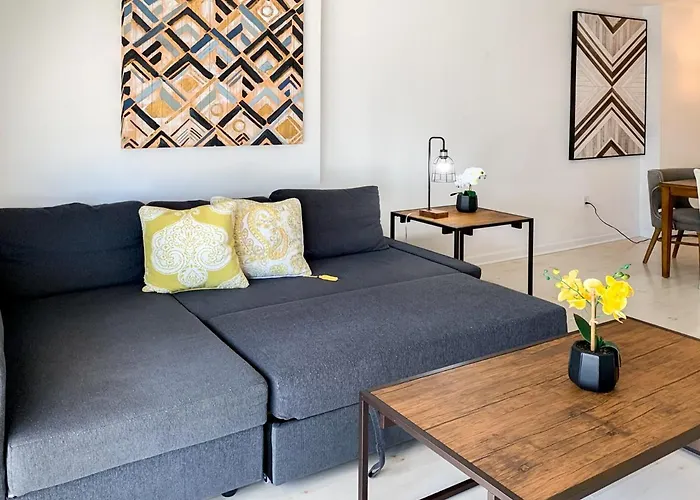 Star Stay Miami Orange Brickell
