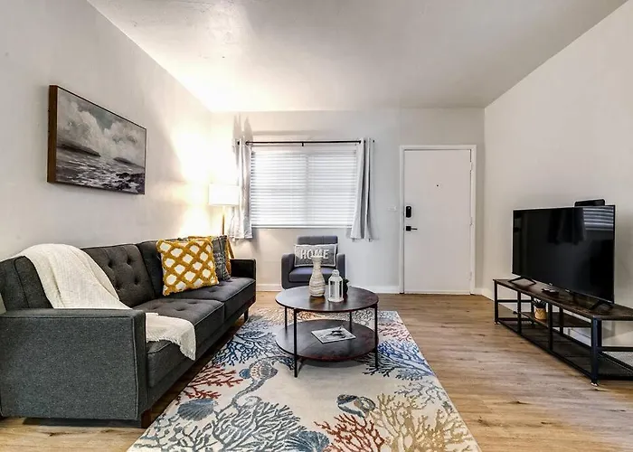 Spacious 2 Bedroom Near Miami Airport Virg 5