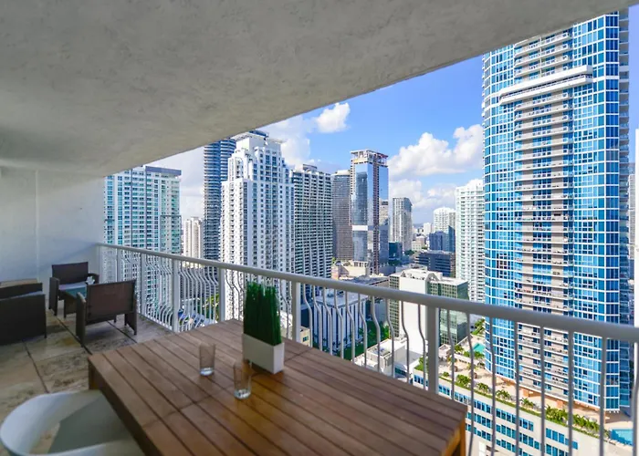 Centric Modern 40Thfloor Brickell Condo Free Parking By Palermo Home Miami