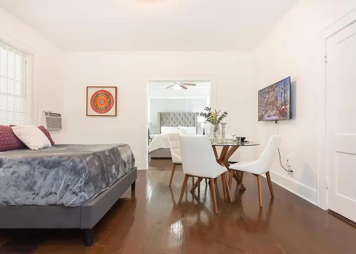 Two Bedroom Apartment Downtown - Heart Of Wynwood - Private Parking