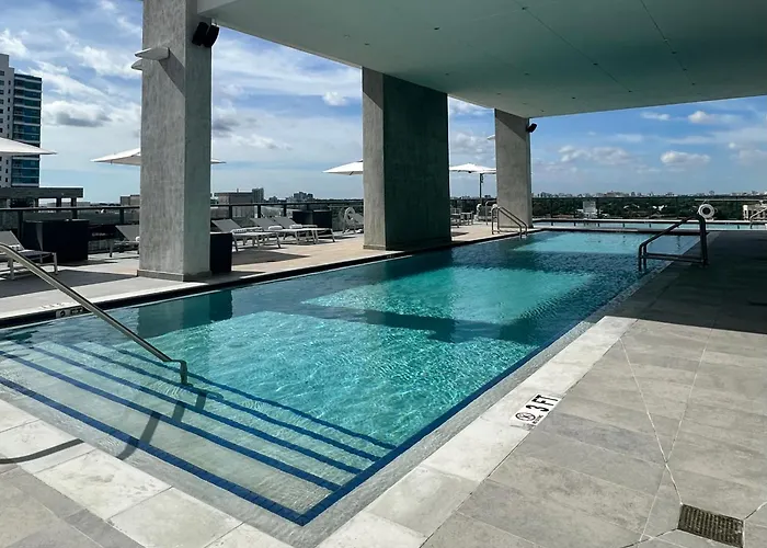 Smart Brickell Deluxe Apartment
