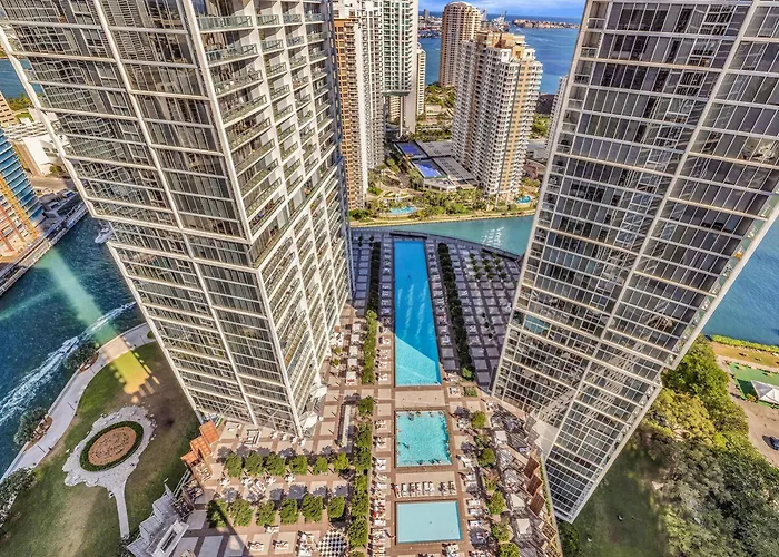 Large Suites In Hotel W With Bay Views