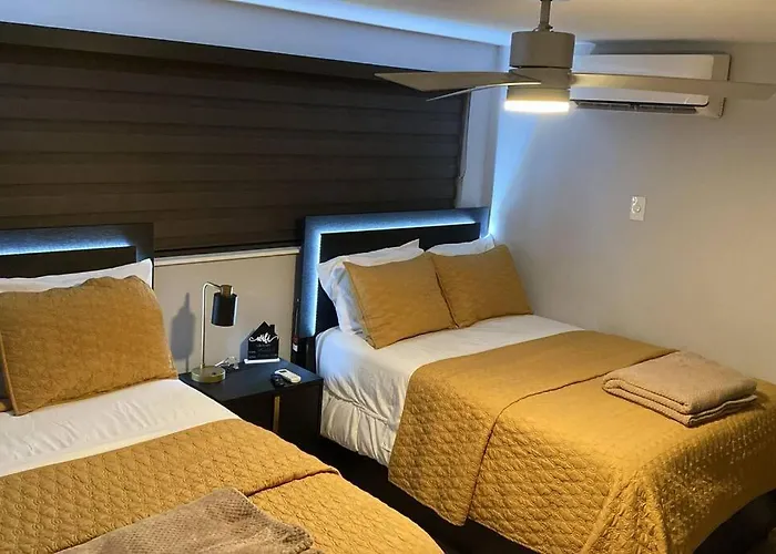 Spacious Private Room Close To Miami Attractions
