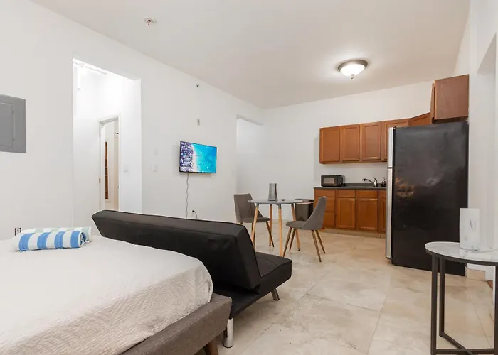 Home Miami Downtown - Wynwood Area With Backyard - Art District Near Beach