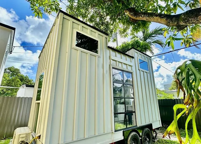 Charming Tiny House Nature Escape Free Parking
