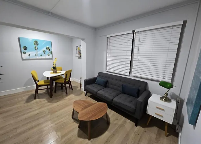 Miami Urban Oasis - B