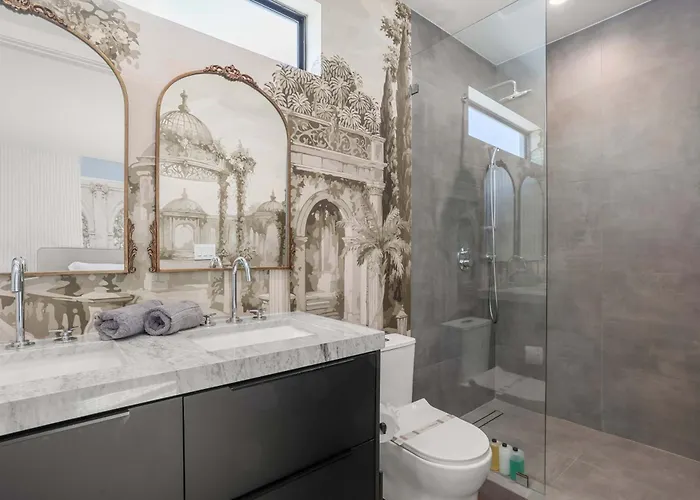4Br Paris Style Heated Pool New Build