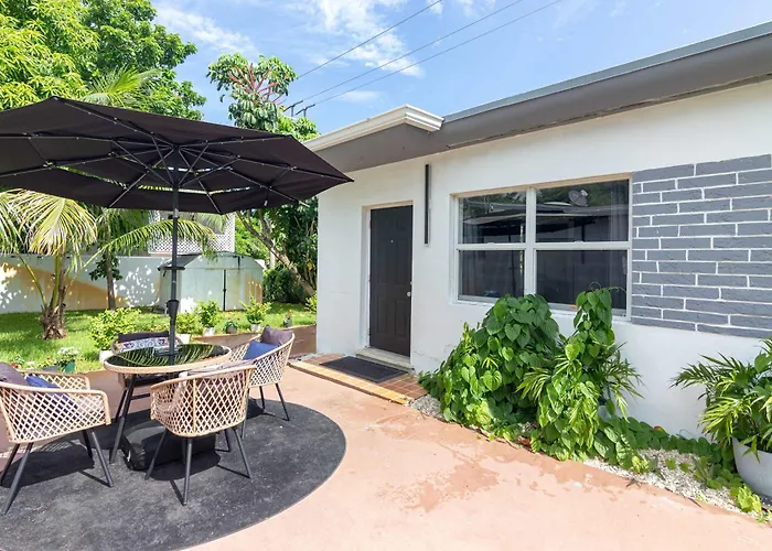 Serene Cottage Retreat Ideal For Couples Solo Travelers