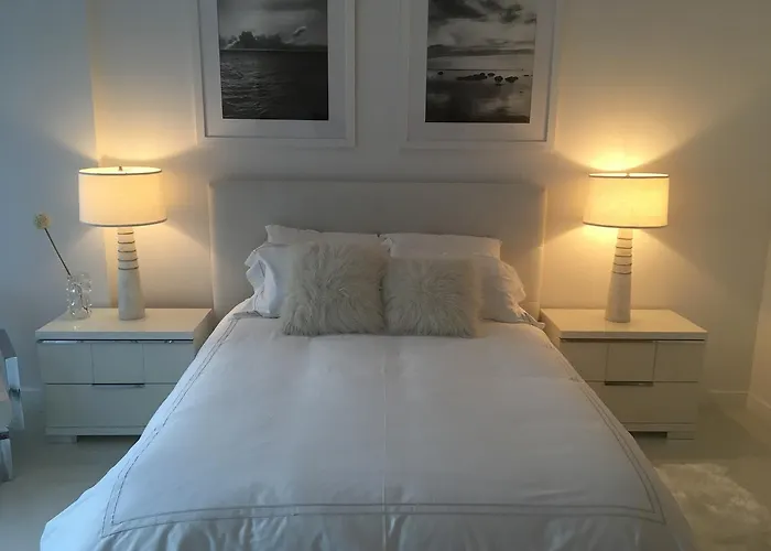 Brickell By Miami Vacation Rentals