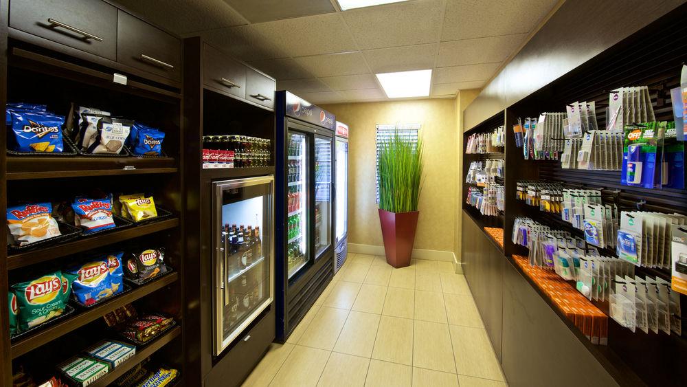 Hotel Coconut Grove 3*