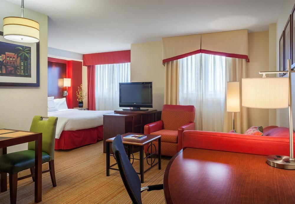 By Marriott Airport Miami
