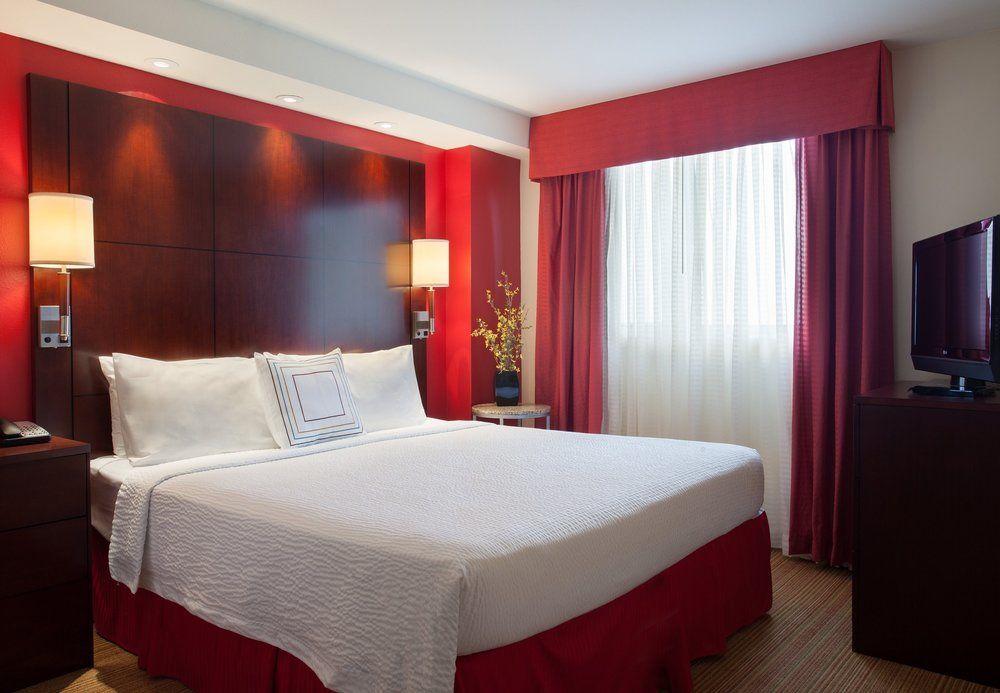 By Marriott Airport 3* Miami