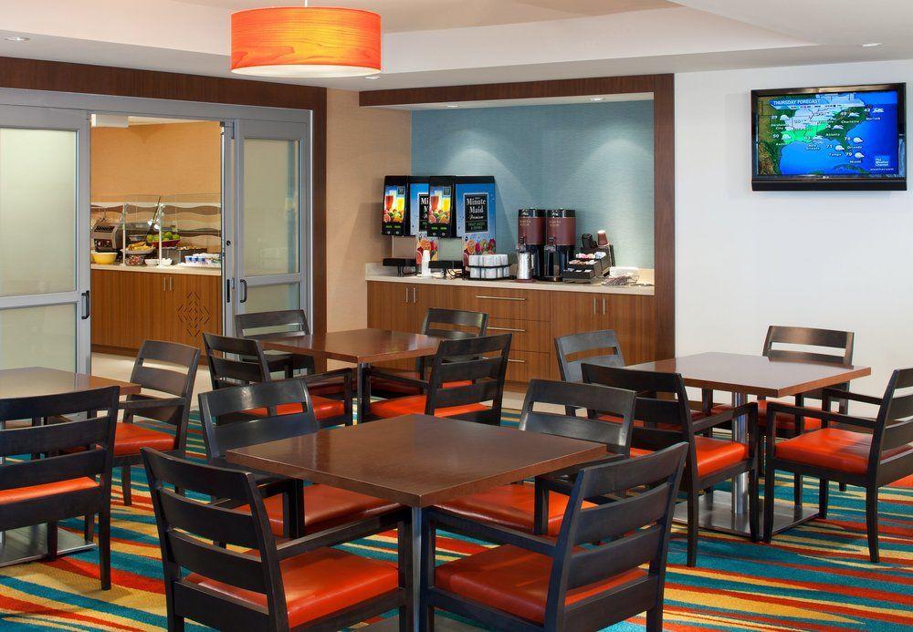 By Marriott Airport Hotel Miami