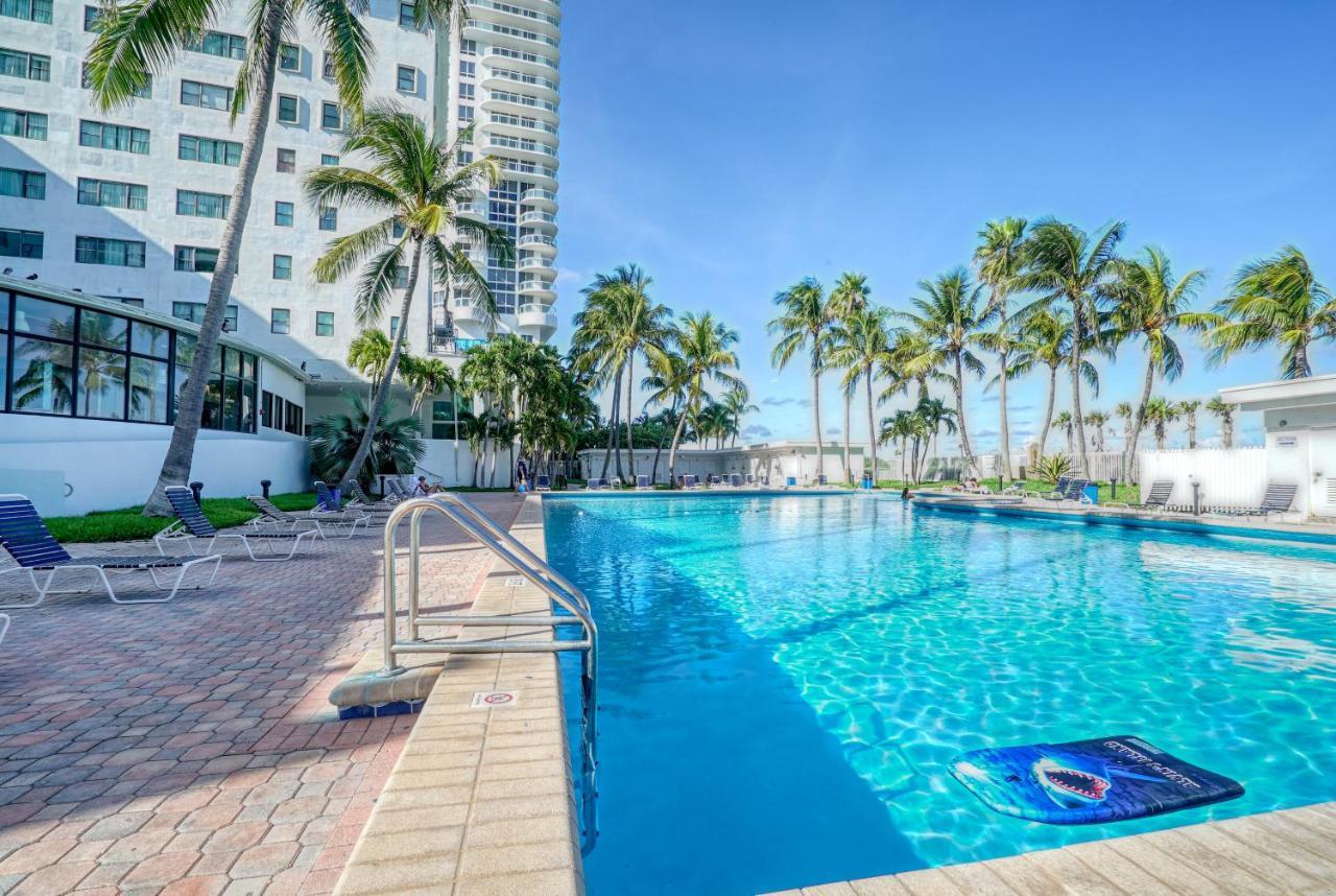Deluxe Private At The Casablanca Miami
