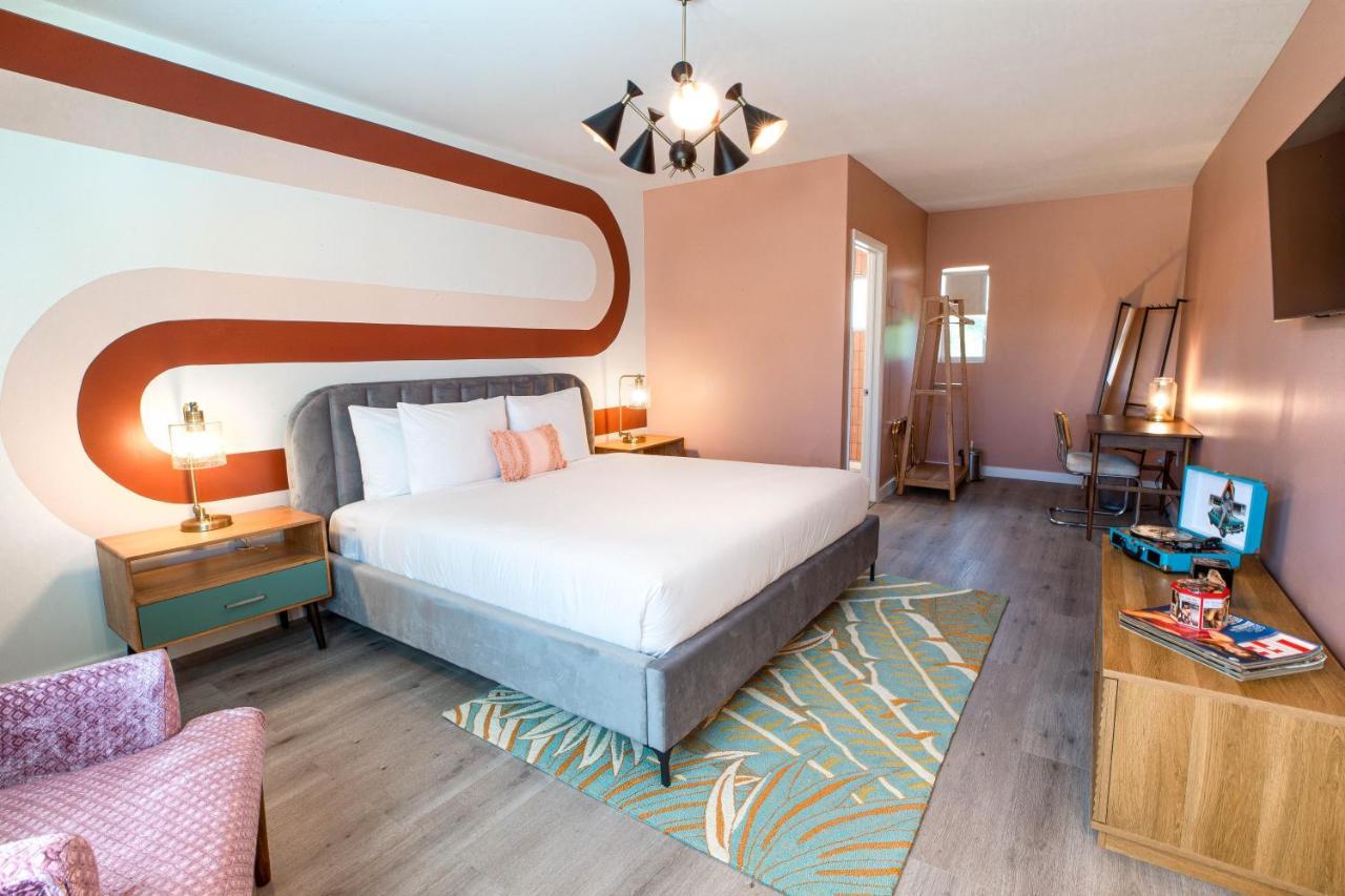 Selina Gold Dust Hotel 3*