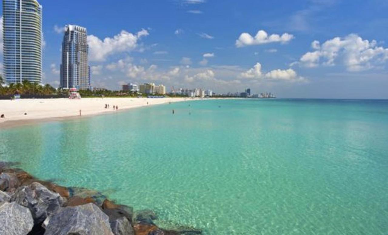 Luxury Chill Close To: South Beach/airport/wynwood/design District/4 Free Gated Parking Ferienhaus Miami