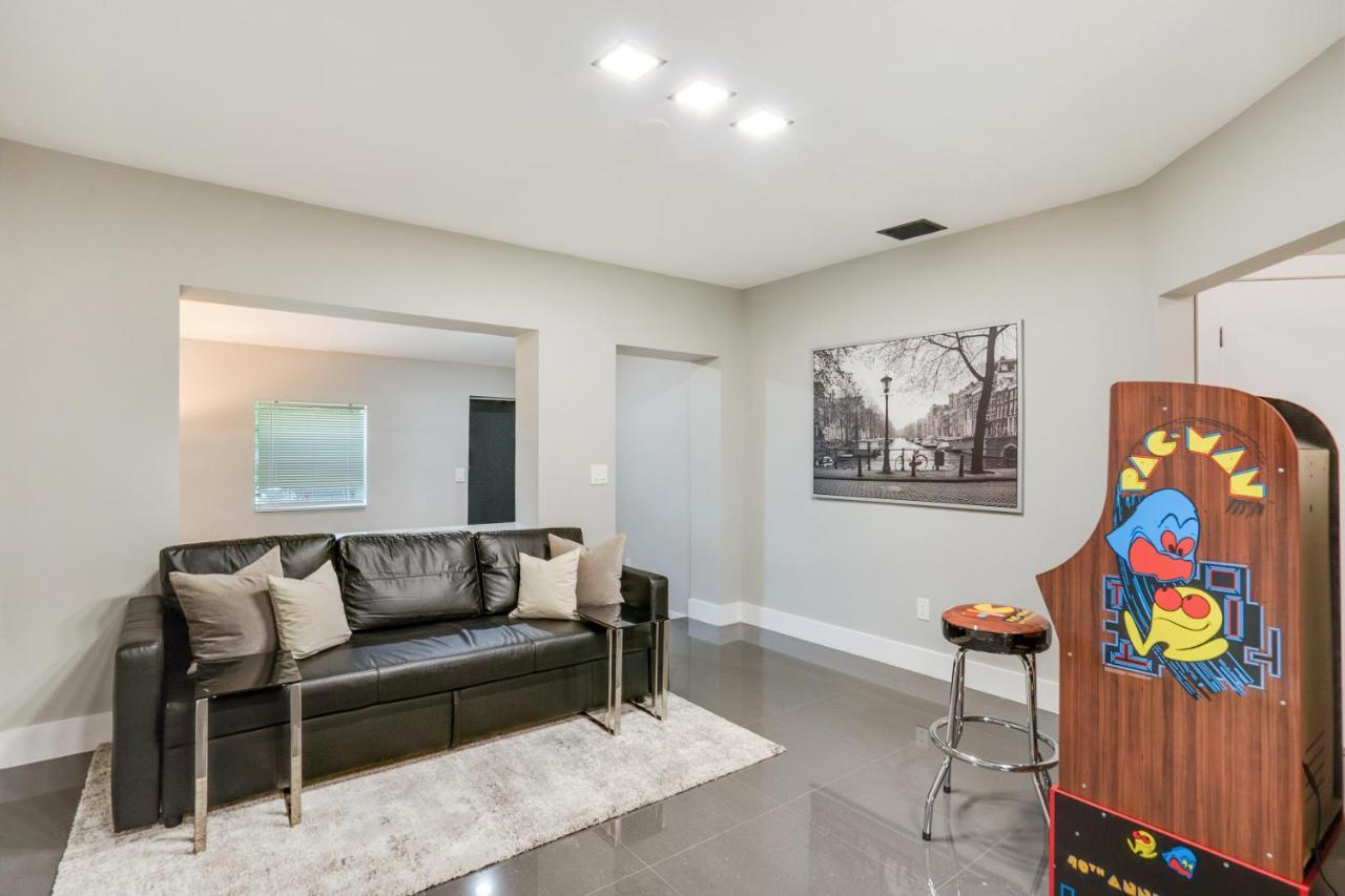 Luxury Chill Close To: South Beach/airport/wynwood/design District/4 Free Gated Parking Ferienhaus Miami
