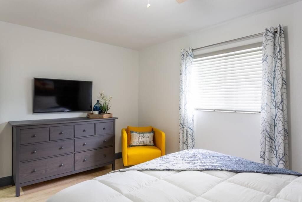 Vakantiehuis Casa Madeira @ The Heart Of Design District *