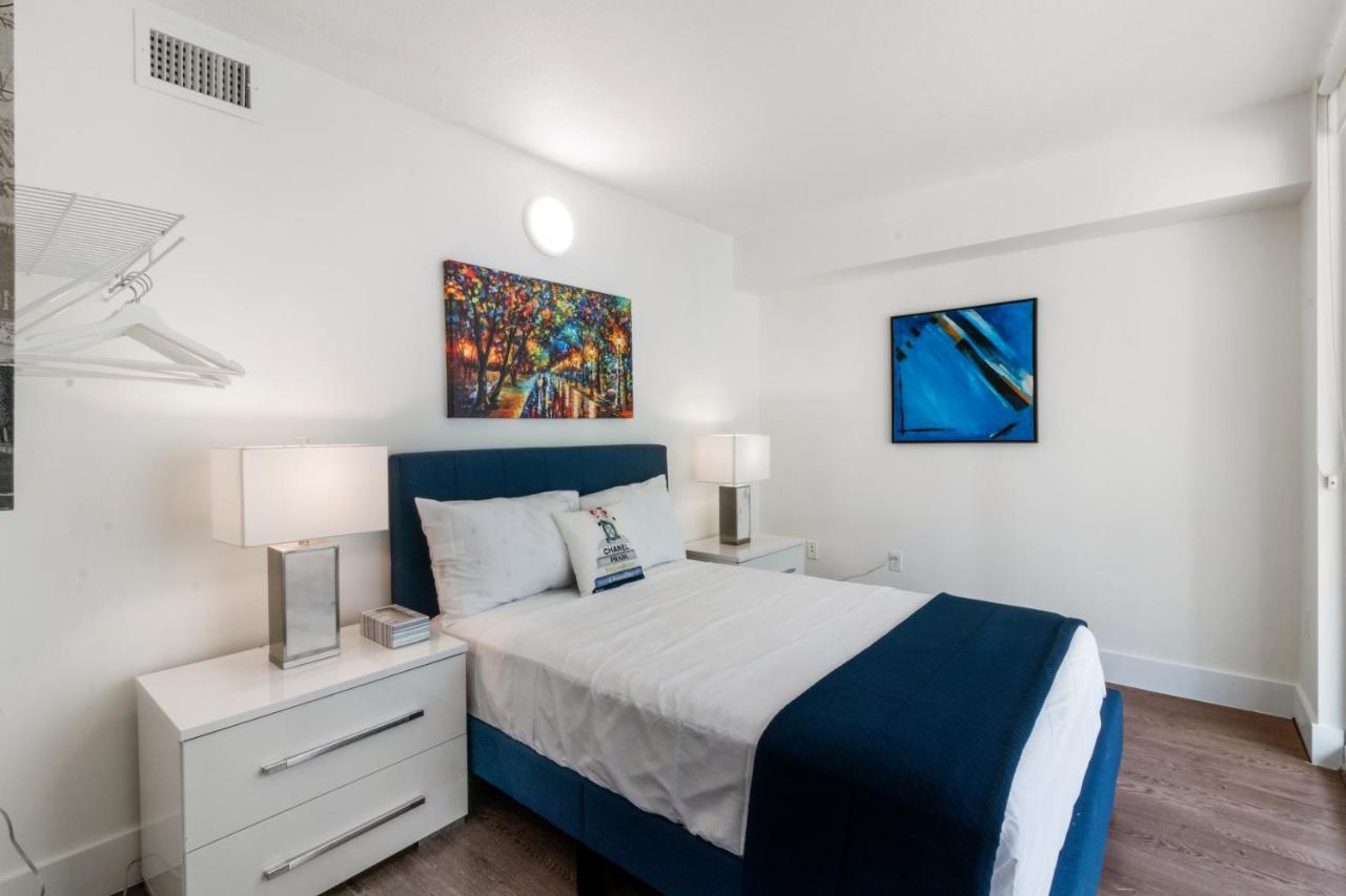Apartment Downtown Brickell Spacious 4 Bedrooms 6 Beds