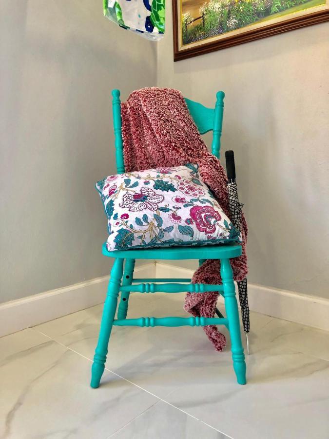 Homestay Colorful And Luminous Near Mia *