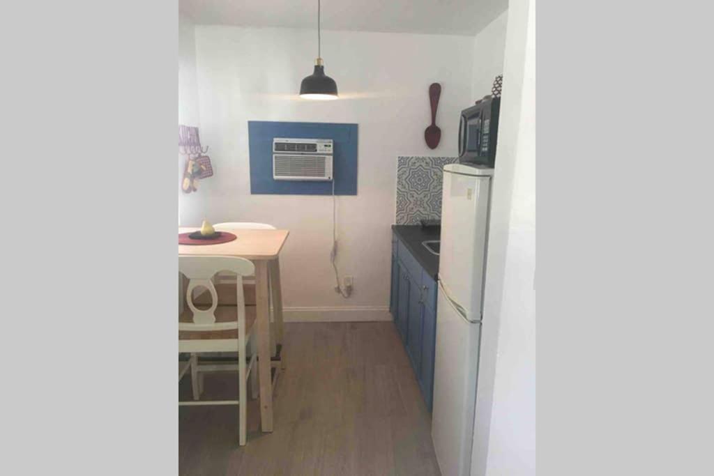 Chic And Comfortable Free Street Parking Appartement Miami