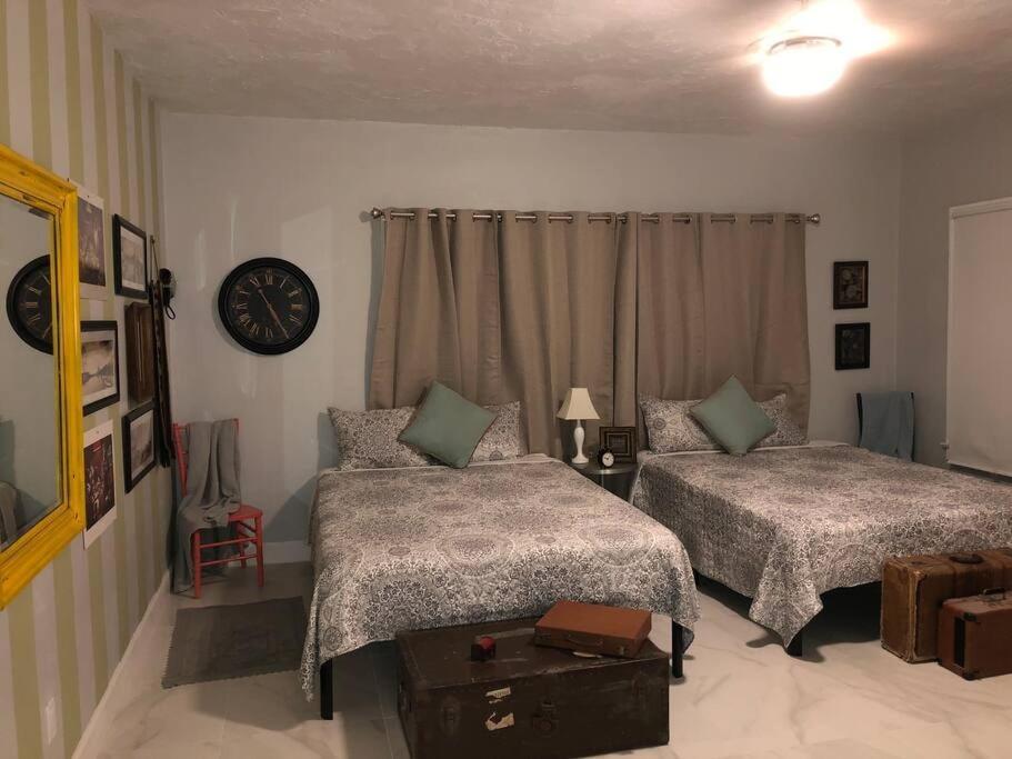 Spacious And Comfy Near Mia 2 Queen Beds Accommodatie bij particulieren