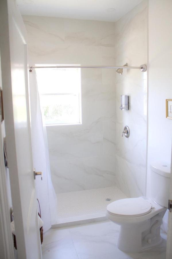 Spacious And Comfy Near Mia 2 Queen Beds Accommodatie bij particulieren *