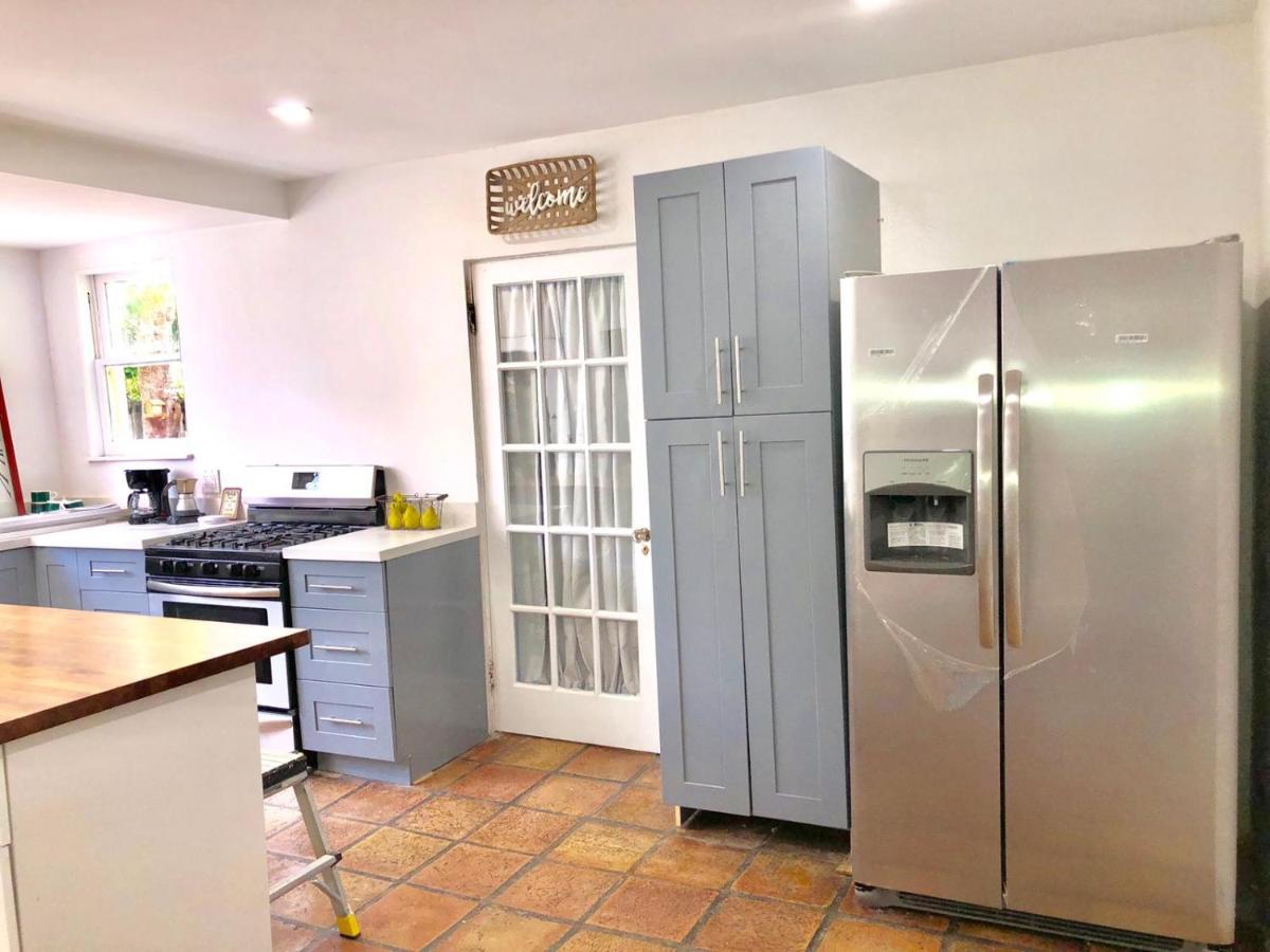 Spacious And Comfy Near Mia 2 Queen Beds Accommodatie bij particulieren