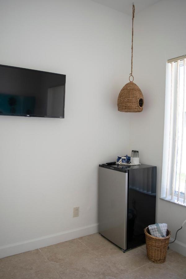 Homestay Relax And Unwind In Little Havana
