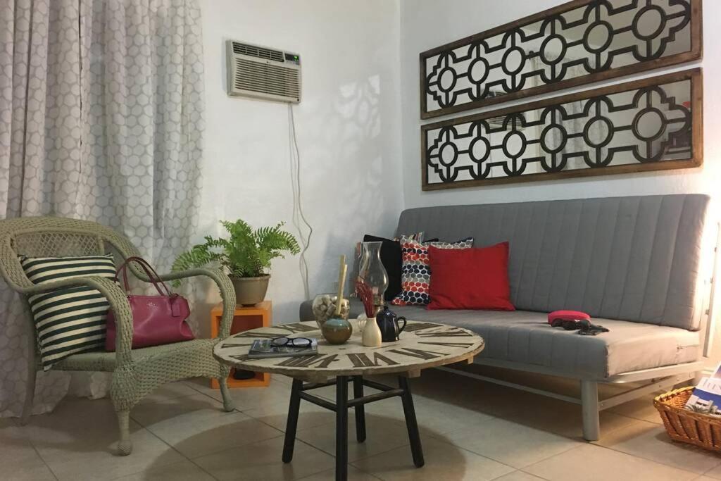 1 Bedroom Near Coconut Grove * Miami