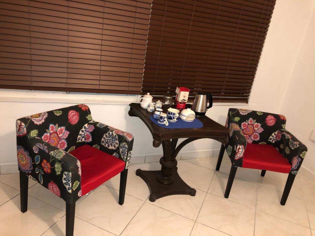 Private In The Heart Of Calle Ocho Privatunterkunft Miami