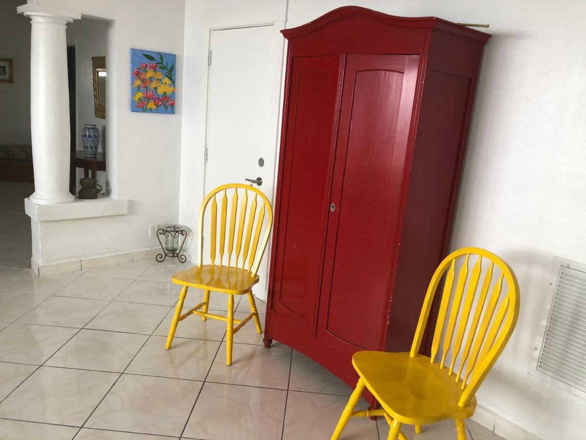 Cozy In The Heart Of Little Havana Privatunterkunft *